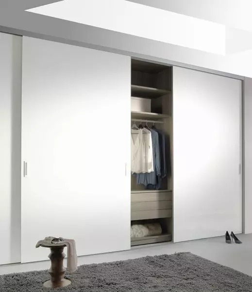 Noteborn inloopkast kledingkast schuifdeuren garderobe kast open boekenkast wandkast design opmaat vanderlindeinterieur 1