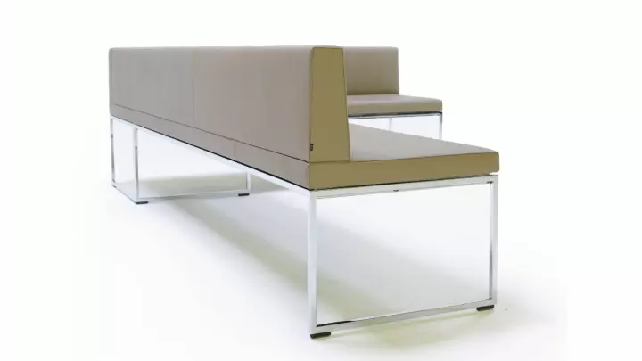 Vanderlindeinterieur_Arco frame bench burkhard vogtherr lowres 02
